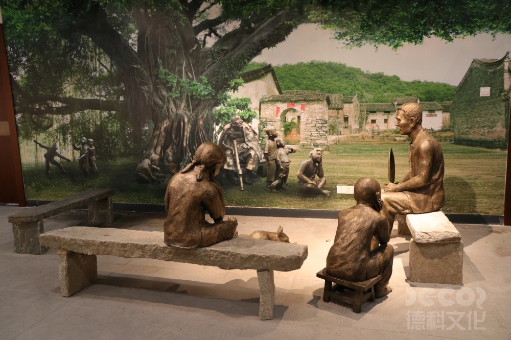 展廳設(shè)計(jì)中如何在有限的空間中展示多樣的展品？