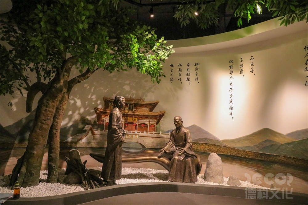 博物館裝修如何在展廳中創(chuàng)造出與展品歷史背景相符的環(huán)境和氛圍？